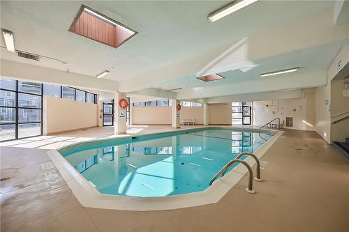 2001 Bonnymede Drive|Unit #88, Mississauga, ON - Indoor Photo Showing Other Room With In Ground Pool