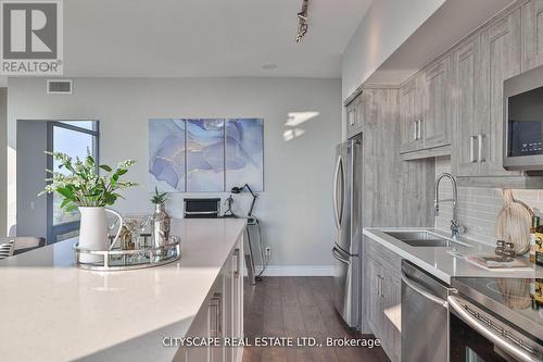 2810 - 105 The Queensway Avenue, Toronto, ON - Indoor Photo Showing Kitchen With Upgraded Kitchen