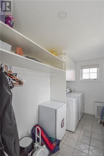 336 Saint-Pierre Est Boulevard, Caraquet, NB - Indoor Photo Showing Laundry Room