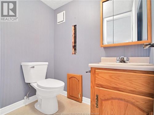 10 Patricia Dr, Riverview, NB - Indoor Photo Showing Bathroom