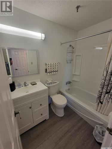 711 351 Saguenay Drive, Saskatoon, SK - Indoor Photo Showing Bathroom