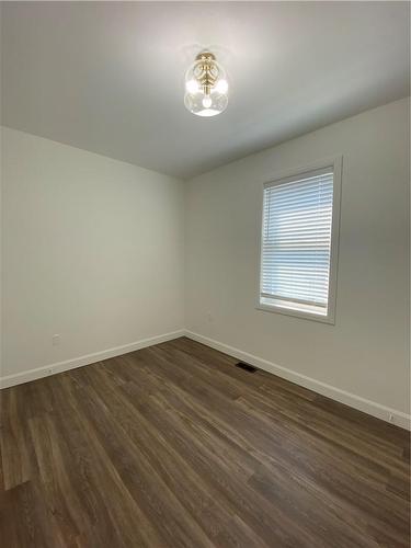 176 Queensdale Avenue E|Unit #Upper, Hamilton, ON - Indoor Photo Showing Other Room