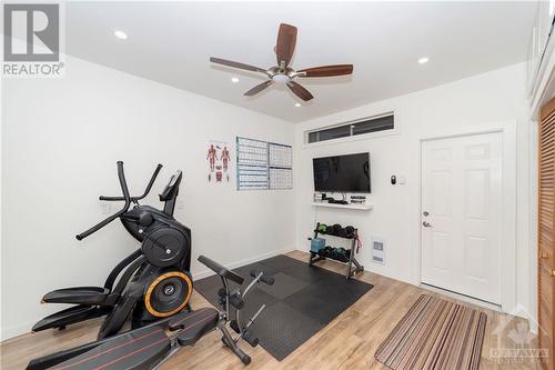 346 Pleasant Park Road, Ottawa, ON - Indoor Photo Showing Gym Room