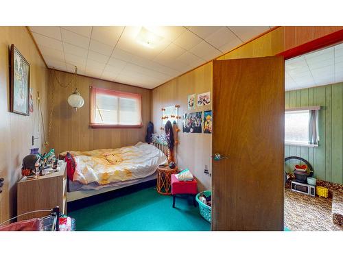 317 8Th Street S, Cranbrook, BC - Indoor Photo Showing Bedroom