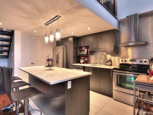 Kitchen - 106-460 19E Avenue, Montréal (Lachine), QC - Indoor Photo Showing Kitchen With Stainless Steel Kitchen With Upgraded Kitchen