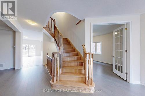 7 Charles White Court, East Gwillimbury, ON - Indoor Photo Showing Other Room