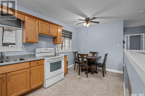 479 24Th Street E, Prince Albert, SK - Indoor Photo Showing Kitchen