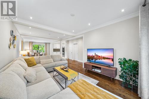 139 Horsham Avenue, Toronto, ON - Indoor Photo Showing Living Room
