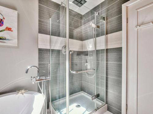 Bathroom - 1018 Rue De Descoudet, Terrebonne (Terrebonne), QC - Indoor Photo Showing Bathroom