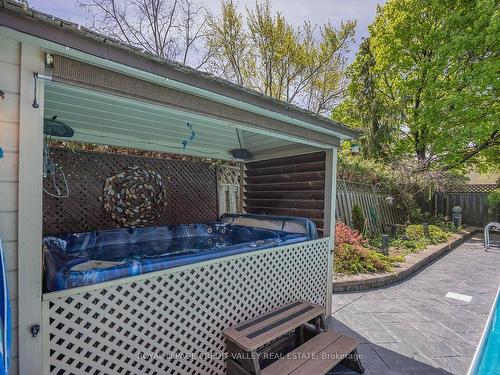 32 Parkview Pl, Brampton, ON - Outdoor With Deck Patio Veranda With Exterior