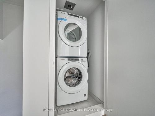 150-225 Birmingham St, Toronto, ON - Indoor Photo Showing Laundry Room