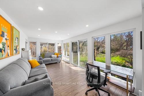 3 Wildrose Cres, Markham, ON - Indoor Photo Showing Living Room