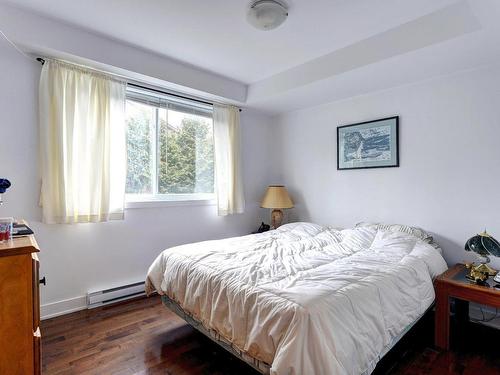 Bedroom - 120 Av. De Lorraine, Lachute, QC - Indoor Photo Showing Bedroom