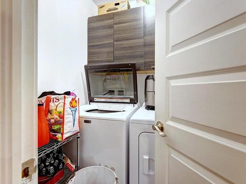 Laundry room - 120 Av. De Lorraine, Lachute, QC - Indoor Photo Showing Laundry Room