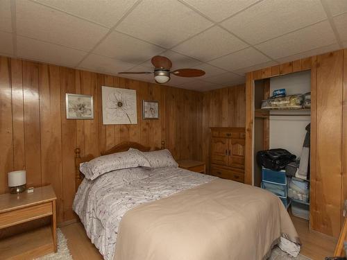 68 Taylor Drive, Thunder Bay, ON - Indoor Photo Showing Bedroom