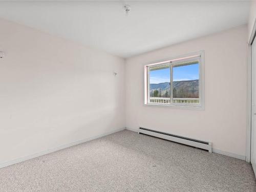 4085 Paxton Valley Rd, Kamloops, BC - Indoor Photo Showing Other Room