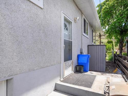 1274 Pleasant Street, Kamloops, BC - Outdoor With Exterior
