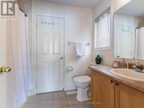 4 Latania Boulevard, Brampton, ON - Indoor Photo Showing Bathroom