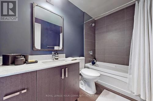 #338 -7608 Yonge St E, Vaughan, ON - Indoor Photo Showing Bathroom