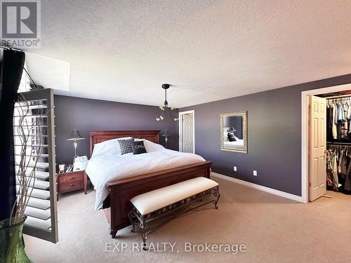 59 Highlands Crescent, Collingwood, ON - Indoor Photo Showing Bedroom