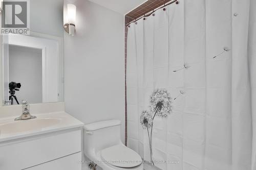 235 - 415 Jarvis Street, Toronto, ON - Indoor Photo Showing Bathroom