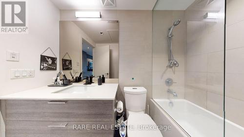 304 - 501 Adelaide Street W, Toronto, ON - Indoor Photo Showing Bathroom