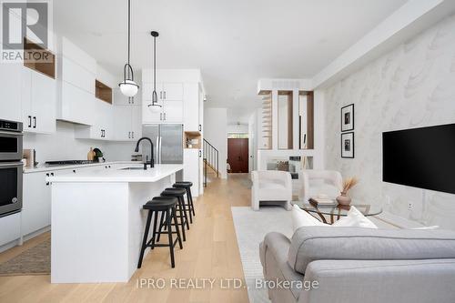 18 Crewe Avenue, Toronto, ON - Indoor Photo Showing Kitchen With Upgraded Kitchen