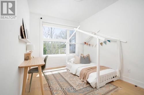 18 Crewe Avenue, Toronto, ON - Indoor Photo Showing Bedroom