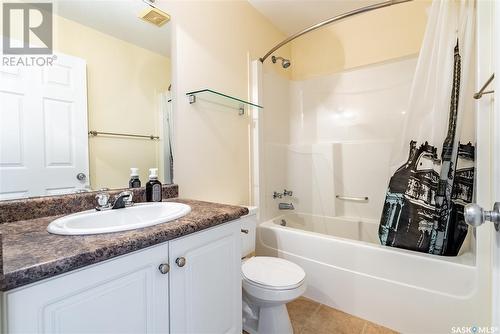 26 302 Herold Road, Saskatoon, SK - Indoor Photo Showing Bathroom