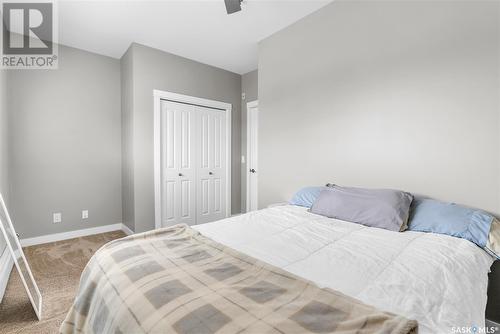 202 702 Hart Road, Saskatoon, SK - Indoor Photo Showing Bedroom