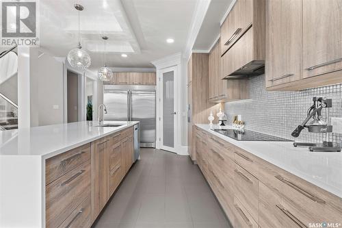 322 Bellmont Crescent, Saskatoon, SK - Indoor Photo Showing Kitchen With Upgraded Kitchen