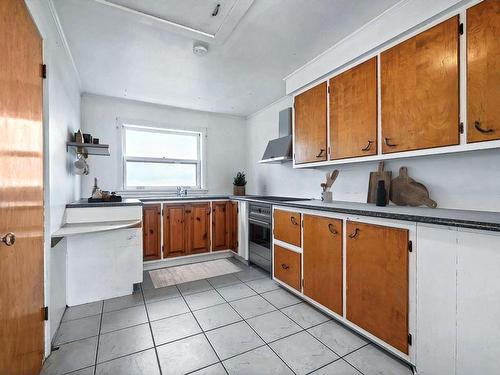 Cuisine - 1066 Ch. De La Montagne, Mont-Saint-Hilaire, QC - Indoor Photo Showing Kitchen