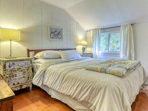 Chambre Ã Â coucher - 488 Ch. Du Lac-Équerre, Lac-Supérieur, QC - Indoor Photo Showing Bedroom