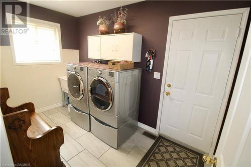 265 4Th Street Crescent, Hanover, ON - Indoor Photo Showing Laundry Room
