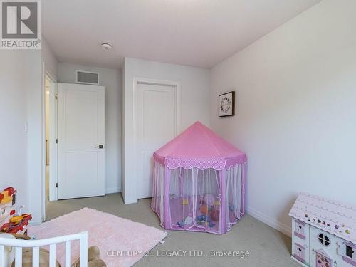 176 - 30 Times Square Boulevard, Hamilton, ON - Indoor Photo Showing Bedroom