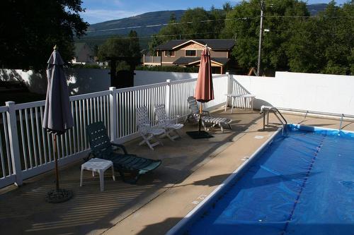 E - 1680 Sinclair Avenue, Windermere, BC - Outdoor With In Ground Pool