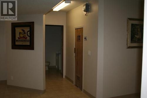 1680 Sinclair  Avenue Unit# E, Windermere, BC - Indoor Photo Showing Other Room