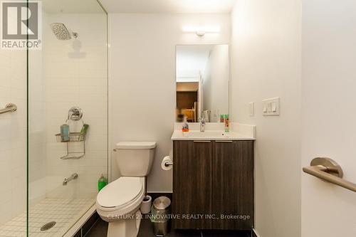 2614 - 30 Shore Breeze Drive, Toronto, ON - Indoor Photo Showing Bathroom