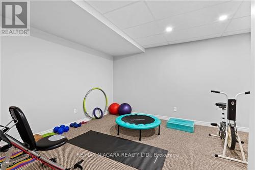 7103 Burbank Crescent, Niagara Falls, ON - Indoor Photo Showing Gym Room
