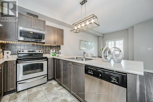 37 Nisbet Boulevard, Hamilton, ON - Indoor Photo Showing Kitchen With Stainless Steel Kitchen With Double Sink