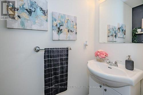37 Nisbet Boulevard, Hamilton, ON - Indoor Photo Showing Bathroom