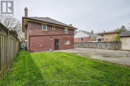 390 Thiel St, London, ON - Outdoor With Exterior