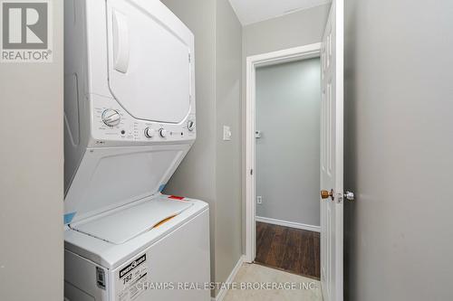 176 Westchester Drive, Kitchener, ON - Indoor Photo Showing Laundry Room