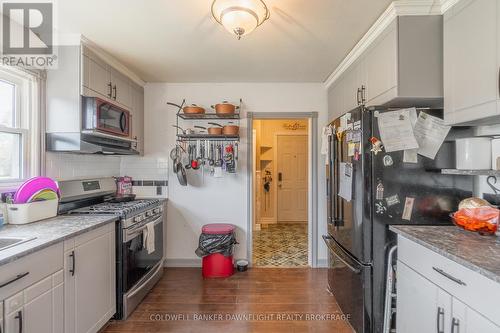 104 St.Lawrence Avenue, South Huron, ON - Indoor Photo Showing Kitchen