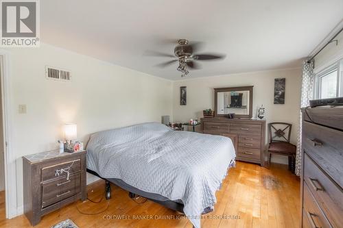 104 St.Lawrence Avenue, South Huron, ON - Indoor Photo Showing Bedroom