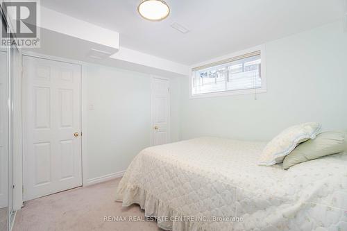 138 Yuile Court, Brampton, ON - Indoor Photo Showing Bedroom