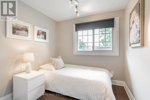 224 Weybourne Road, Oakville, ON - Indoor Photo Showing Bedroom
