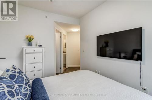 2707 - 30 Gibbs Road, Toronto, ON - Indoor Photo Showing Bedroom