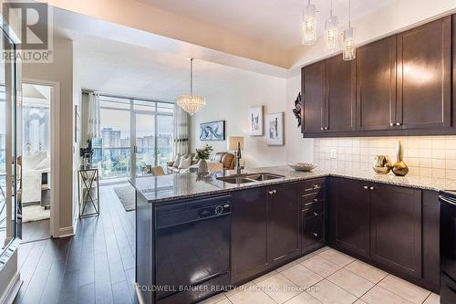 1304 - 80 Absolute Avenue, Mississauga, ON - Indoor Photo Showing Kitchen With Double Sink