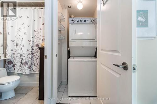 1304 - 80 Absolute Avenue, Mississauga, ON - Indoor Photo Showing Laundry Room